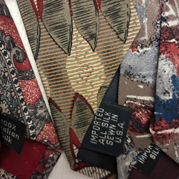 Vintage Elegant 100% Silk Men's Ties Set - Picture 11 of 14